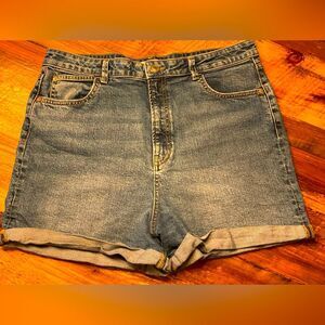 Denim&Co. size 16
